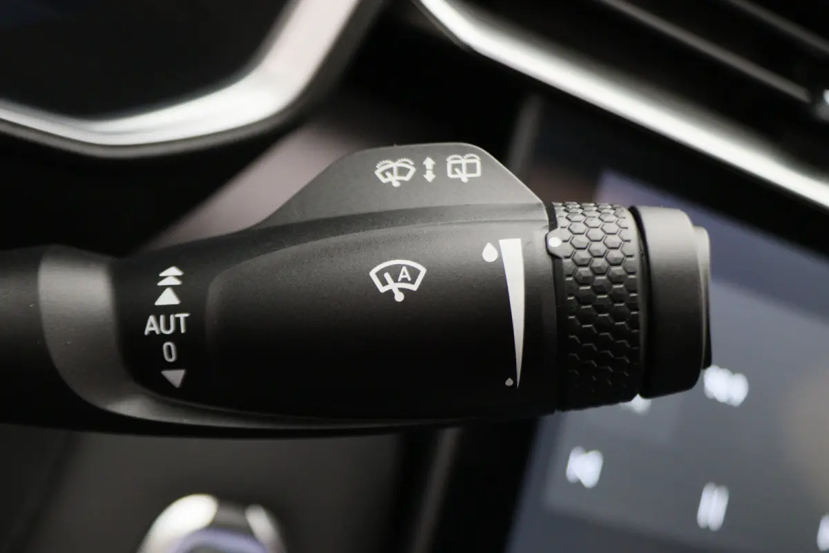 1.5 Plug-in Hybrid 360° Camera, Panoramadak, Zwarte hemel, ACC, Apple Carplay, Infinity Sound, DAB, 20''