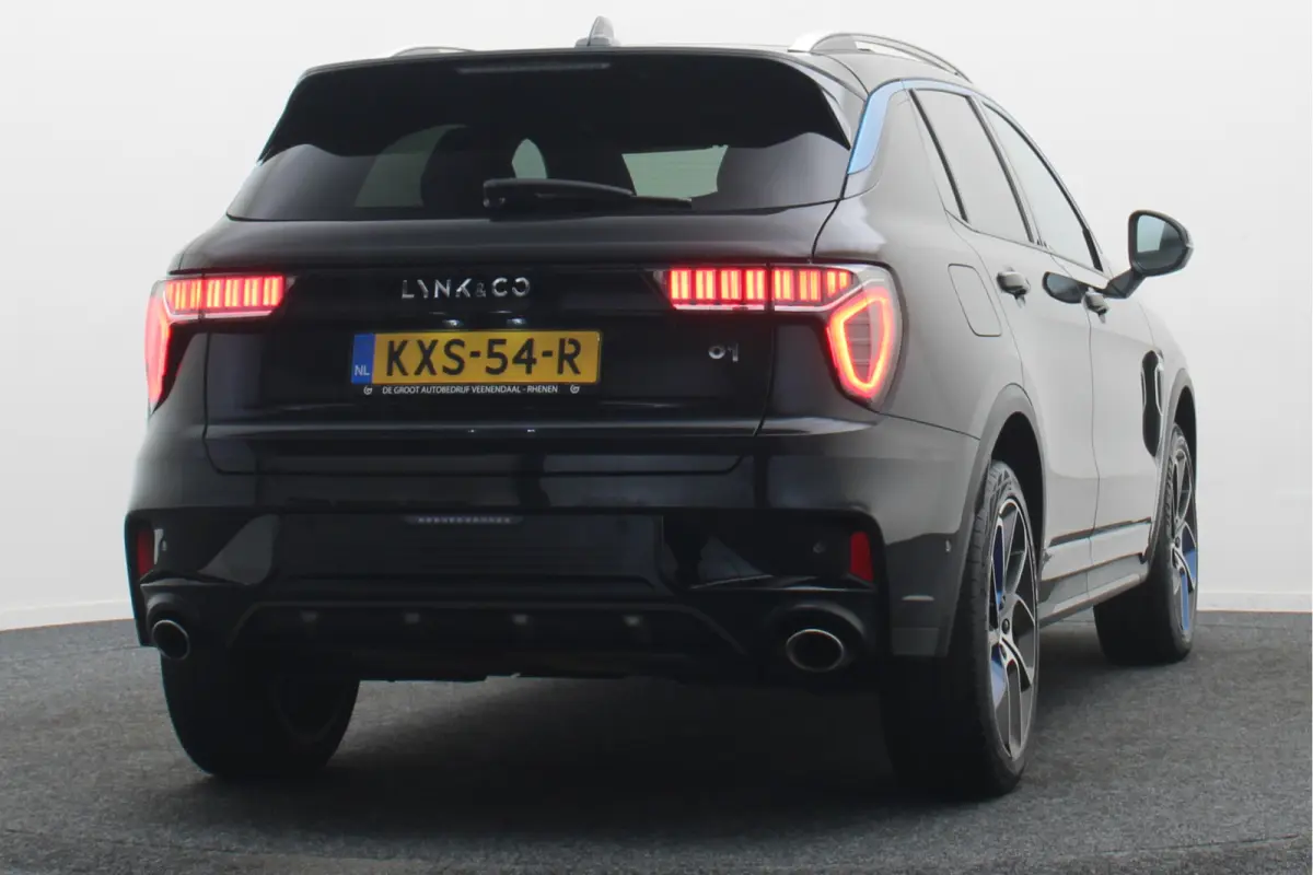 1.5 Plug-in Hybrid 360° Camera, Panoramadak, Zwarte hemel, ACC, Apple Carplay, Infinity Sound, DAB, 20''