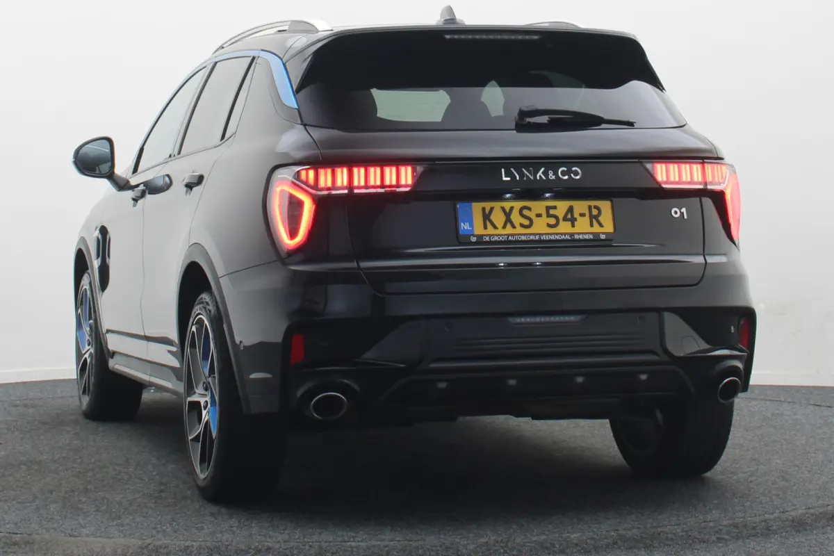 1.5 Plug-in Hybrid 360° Camera, Panoramadak, Zwarte hemel, ACC, Apple Carplay, Infinity Sound, DAB, 20''