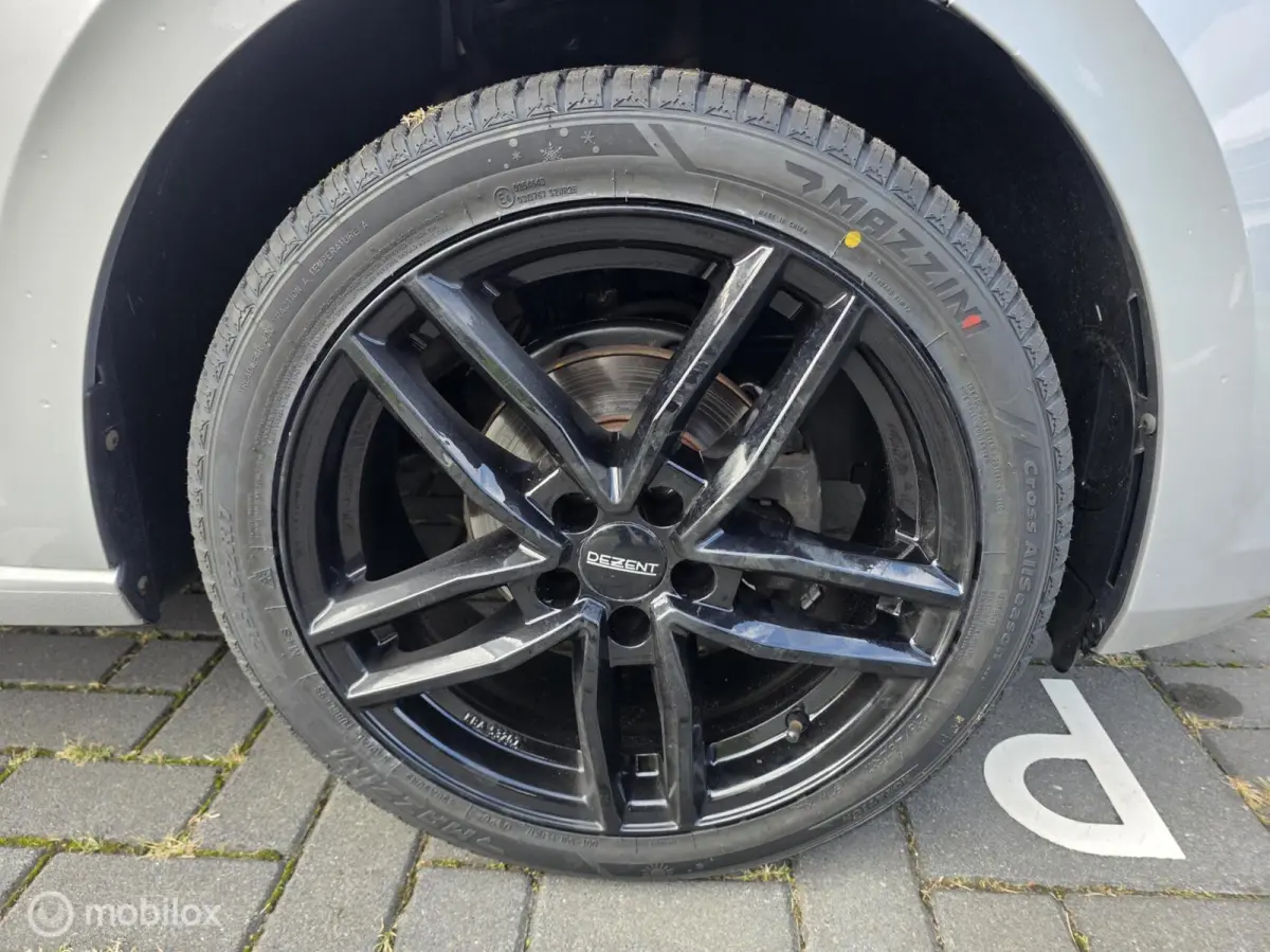1.0 TSI COMFORTLINE AUTOMAAT,84000 KM, NAP