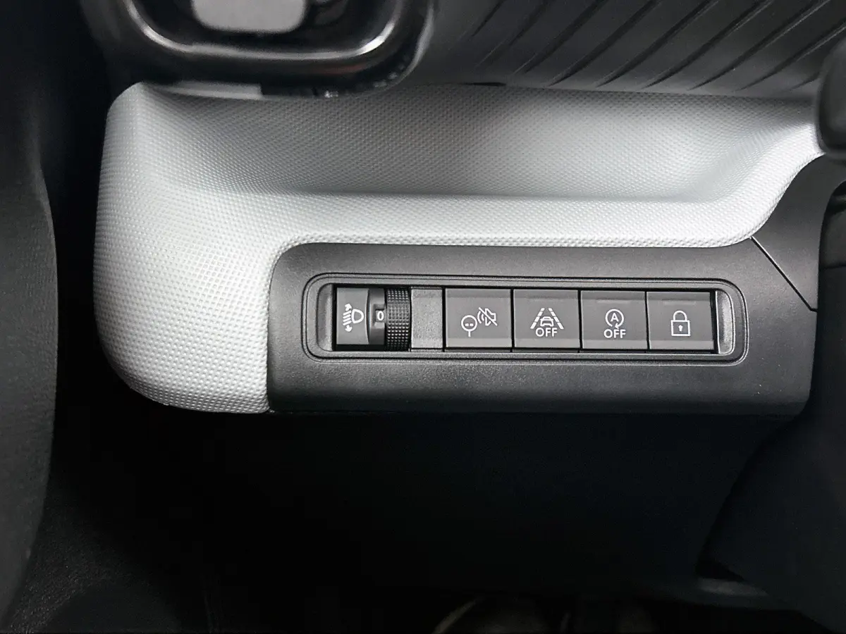 1.2 You 100pk | Airco | Parkeersensoren Achter | Bluetooth | LED Koplampen | Stuurwiel Multifunctioneel |