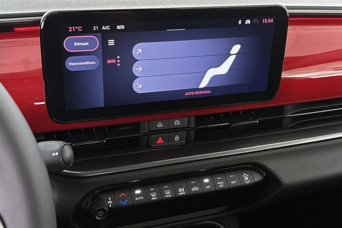 RED 54 kWh Apple CarPlay Climate Control SOH 95%