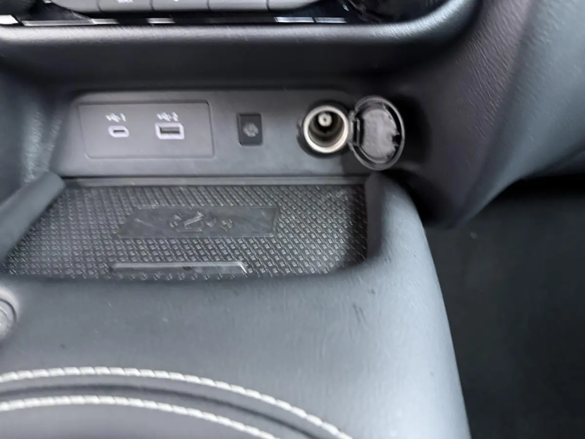 1.6 Hybrid Tekna | Trekhaak | BOSE Audio | Lederen Bekl. | Cold Pack |