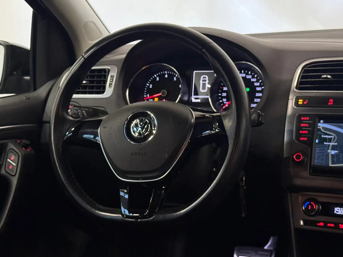 1.2 TSI DSG Highline Clima Stoelverwarming Navigatie Led