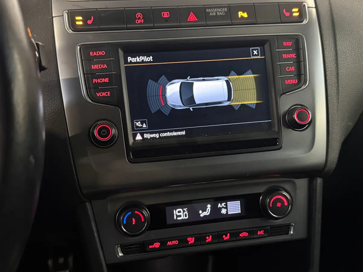 1.2 TSI DSG Highline Clima Stoelverwarming Navigatie Led