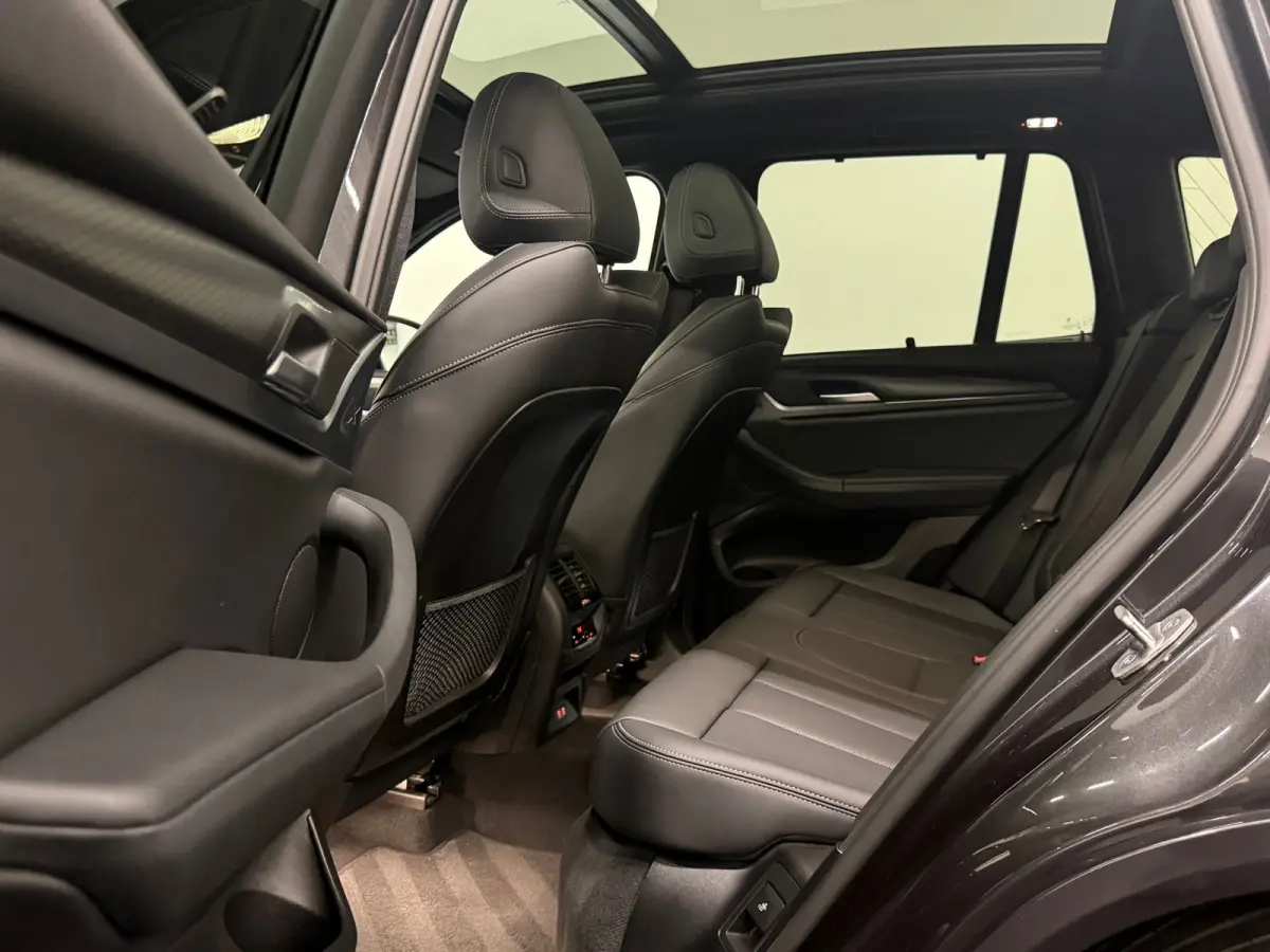 XDrive30e High Executive M Sport X3M Pano Led Camera