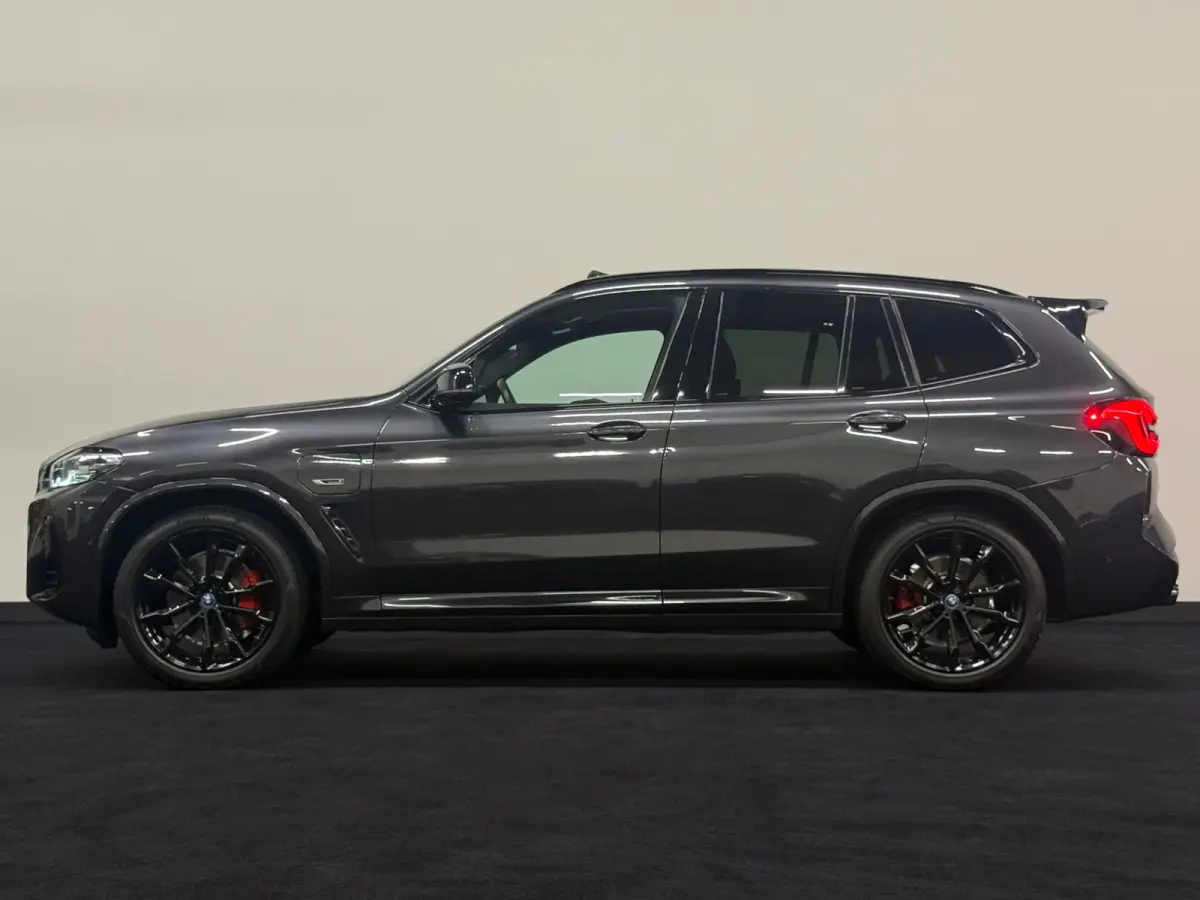 XDrive30e High Executive M Sport X3M Pano Led Camera