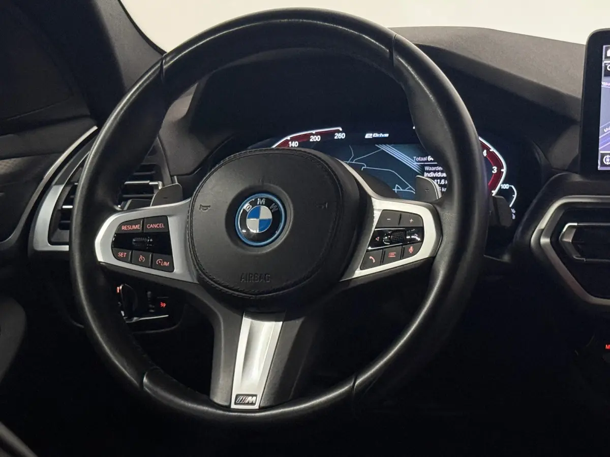 XDrive30e High Executive M Sport X3M Pano Led Camera