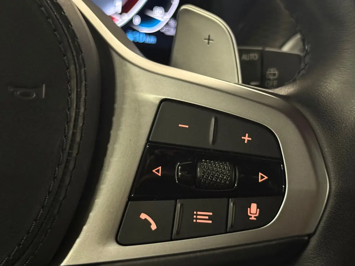 XDrive30e High Executive M Sport X3M Pano Led Camera
