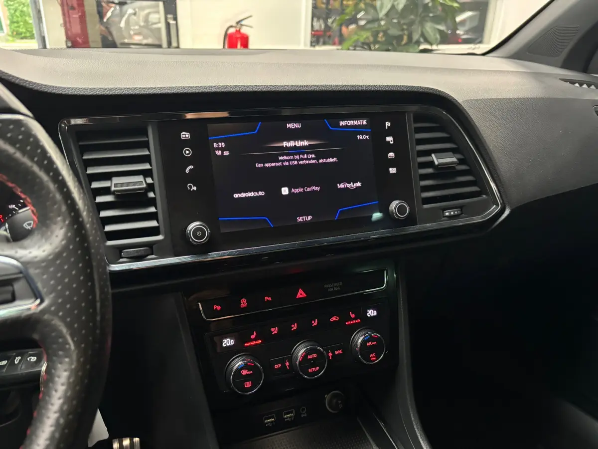 1.5 TSI FR Business Intense / Camera / Carplay / Trekhaak