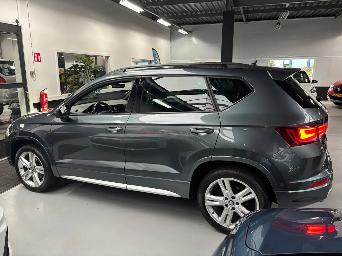 1.5 TSI FR Business Intense / Camera / Carplay / Trekhaak
