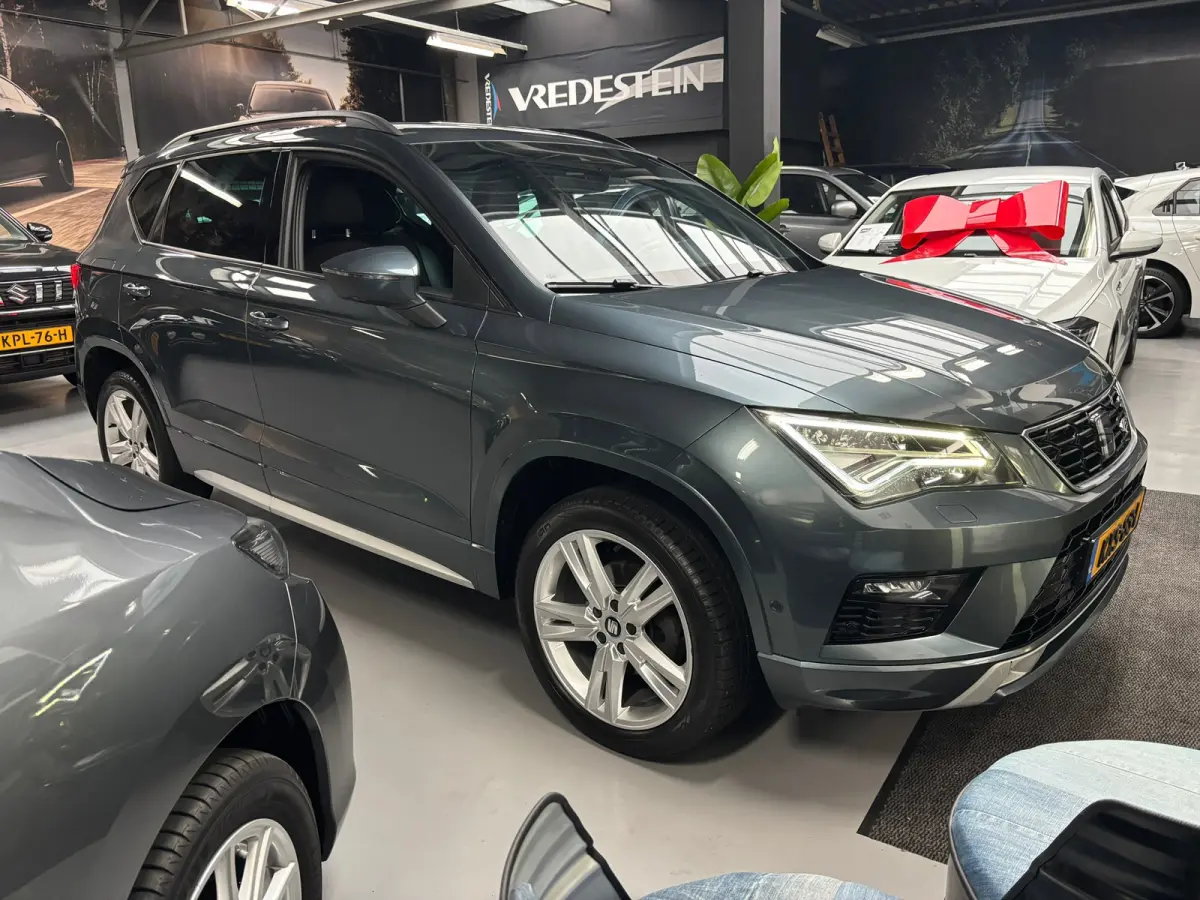 1.5 TSI FR Business Intense / Camera / Carplay / Trekhaak