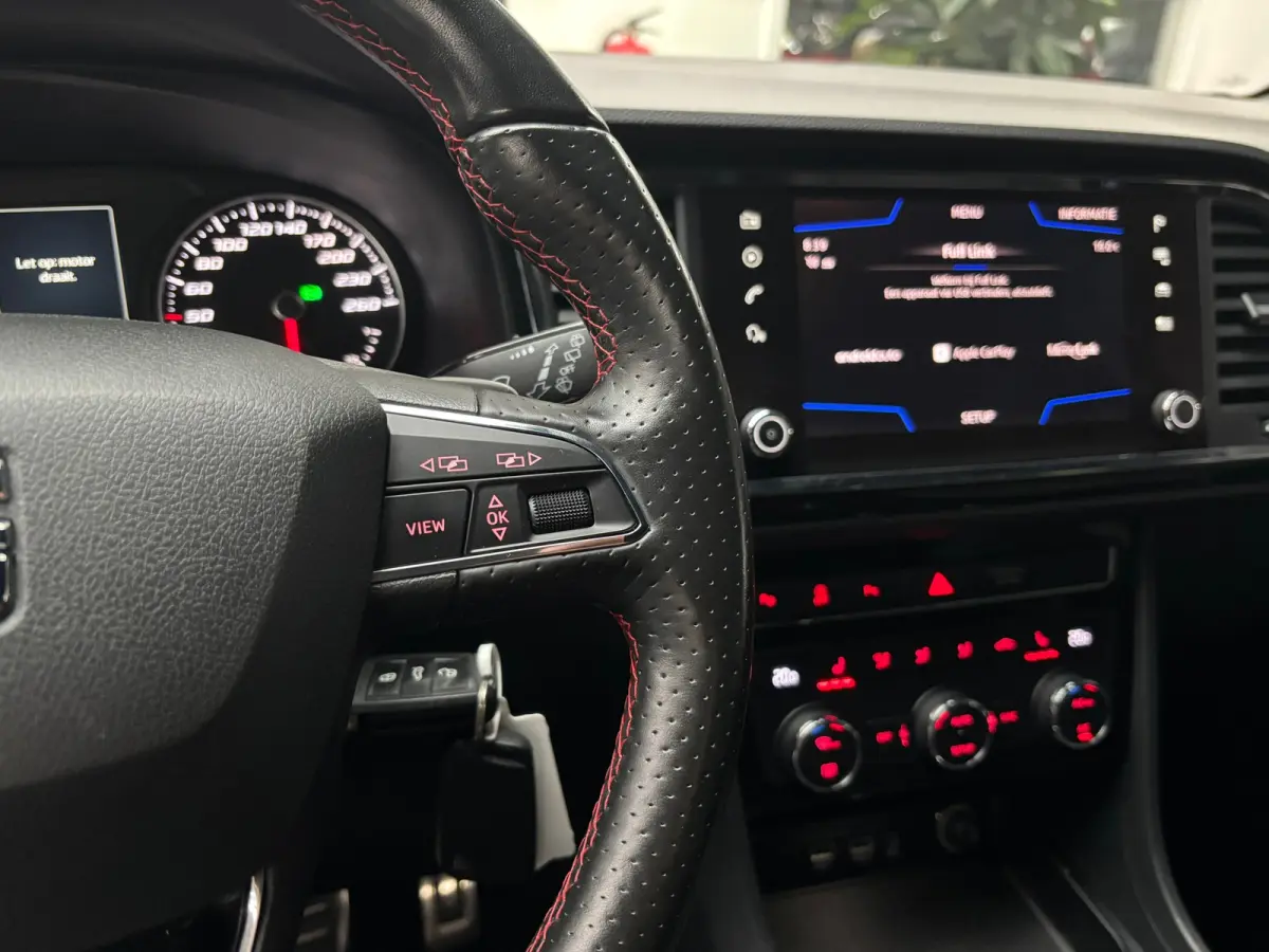 1.5 TSI FR Business Intense / Camera / Carplay / Trekhaak