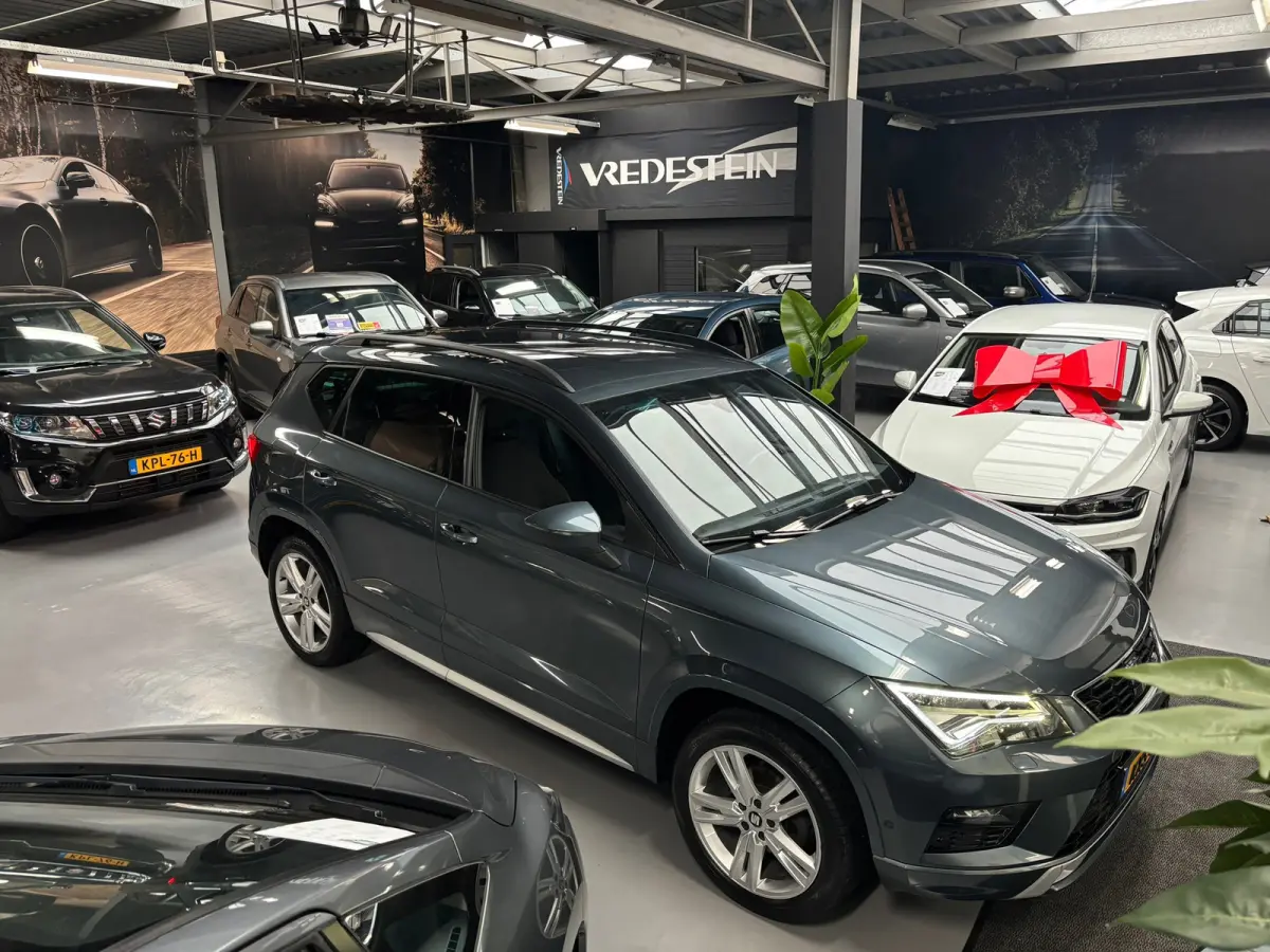 1.5 TSI FR Business Intense / Camera / Carplay / Trekhaak