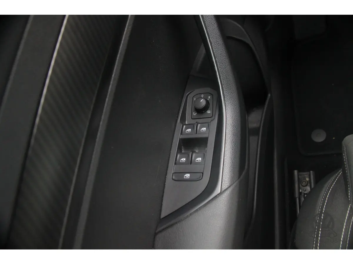 1.5 TSI ACT Sportline Business | Virtual | Camera | Org. NL | FULL Options |