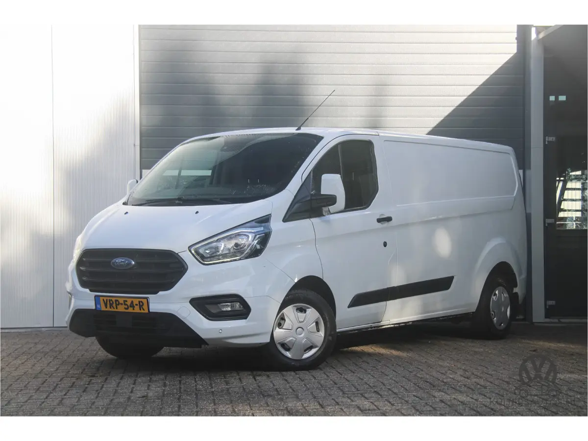 300 2.0 TDCI L2H1 Limited | Trekhaak | Cruise | EURO 6 | Camera |