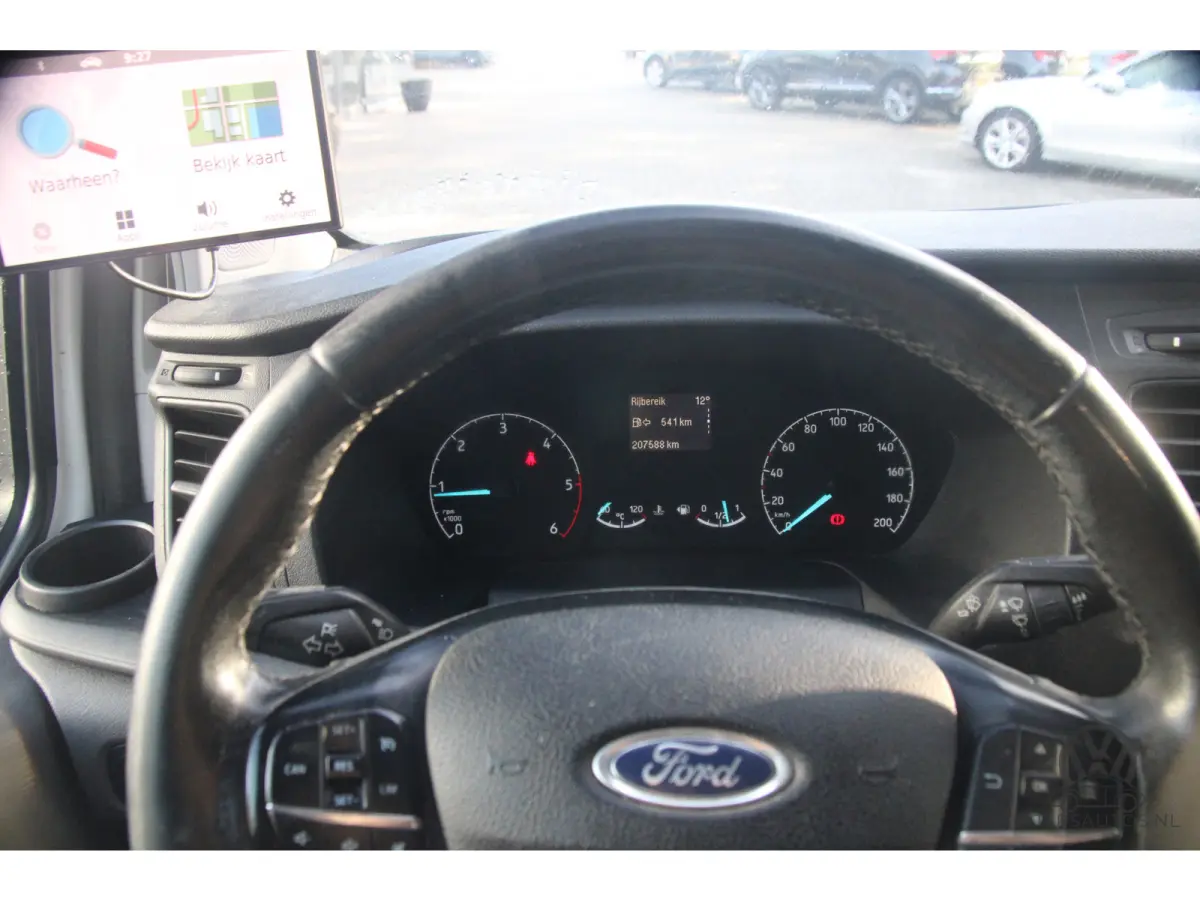 300 2.0 TDCI L2H1 Limited | Trekhaak | Cruise | EURO 6 | Camera |