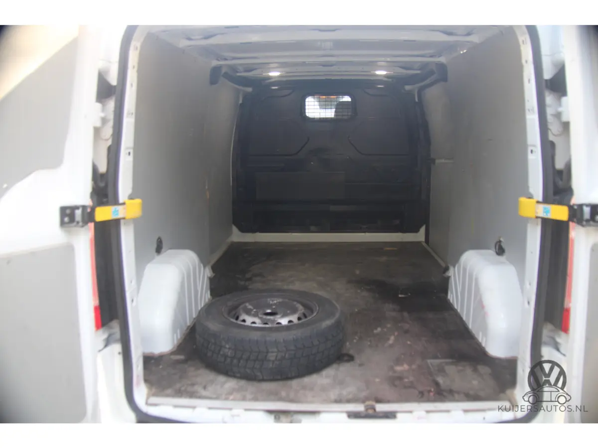 300 2.0 TDCI L2H1 Limited | Trekhaak | Cruise | EURO 6 | Camera |
