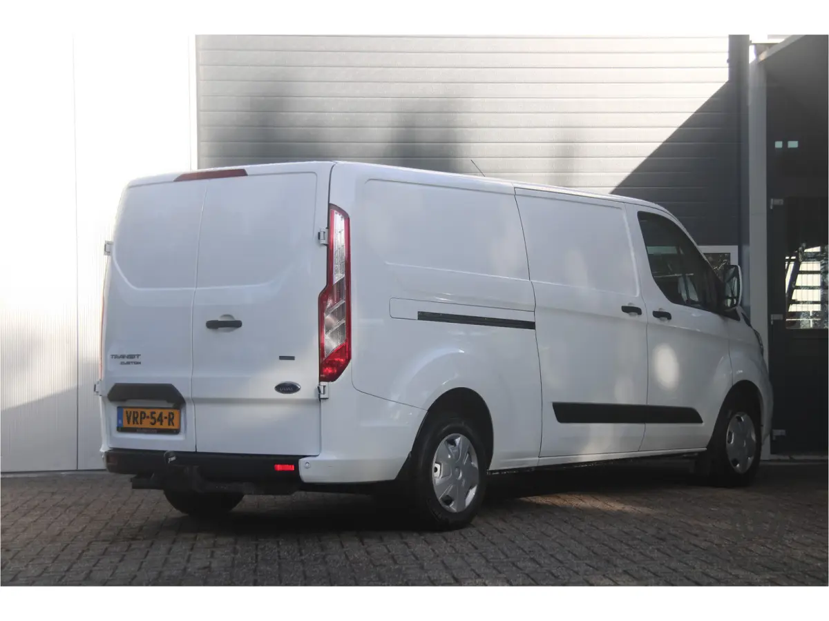 300 2.0 TDCI L2H1 Limited | Trekhaak | Cruise | EURO 6 | Camera |