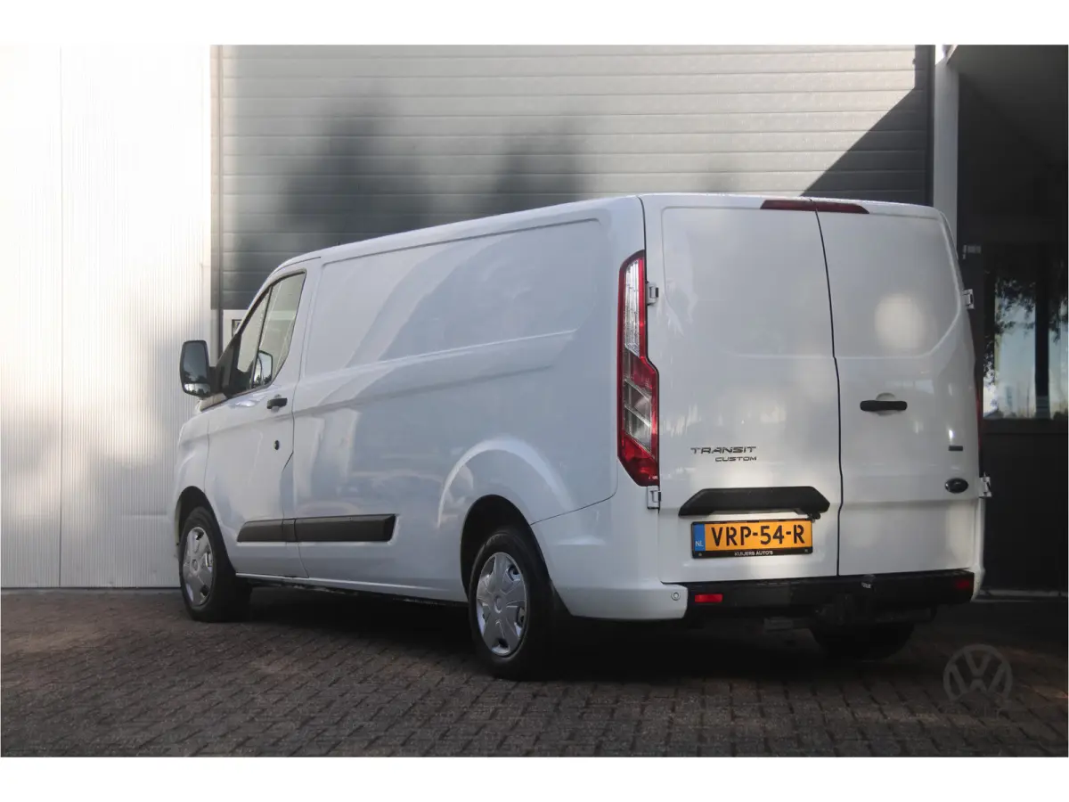 300 2.0 TDCI L2H1 Limited | Trekhaak | Cruise | EURO 6 | Camera |