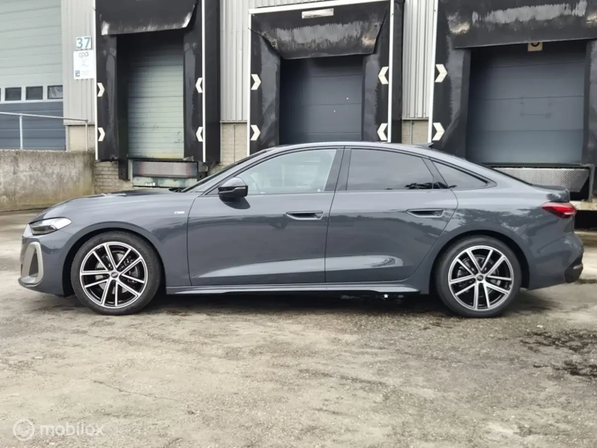 2.0 TFSI edt. one S-line