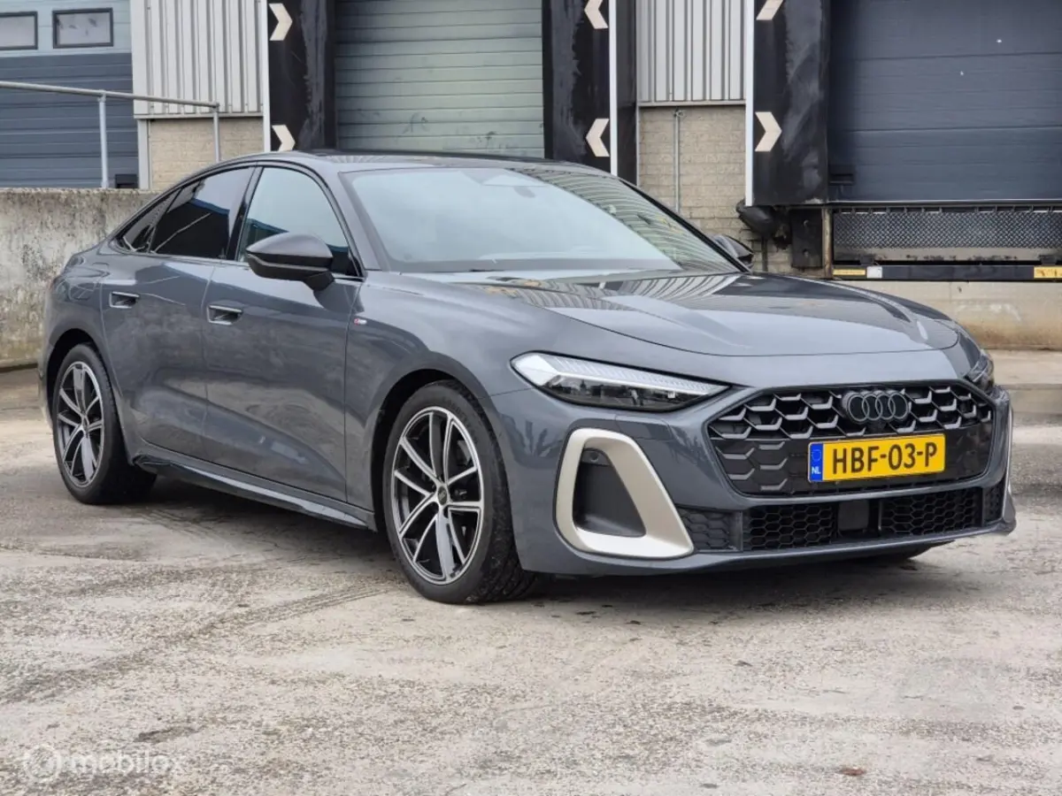 Audi A5 Limousine 2025 Benzine Automatisch leasen