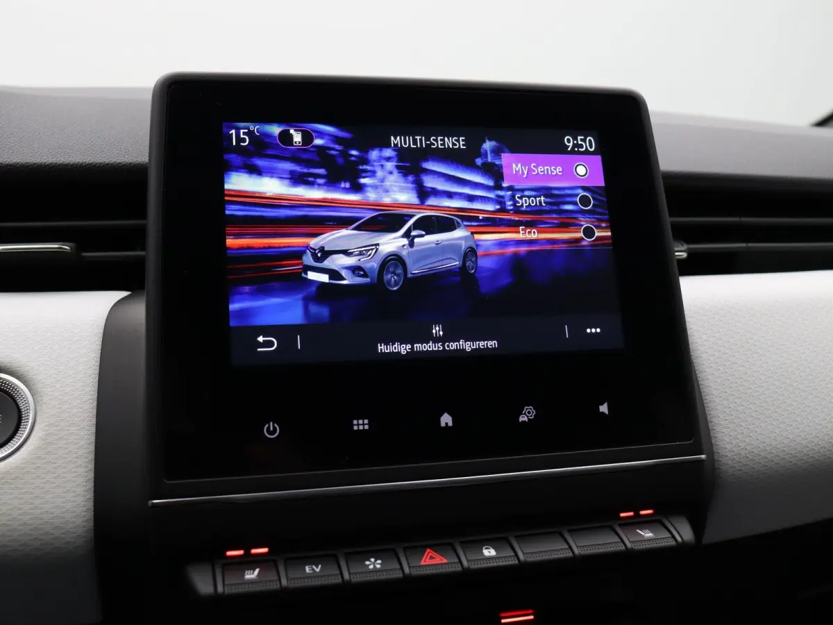 E-Tech Hybrid 145pk Techno | Stoel- en stuurwielverwarming | Navigatie | Apple carplay / Android auto |