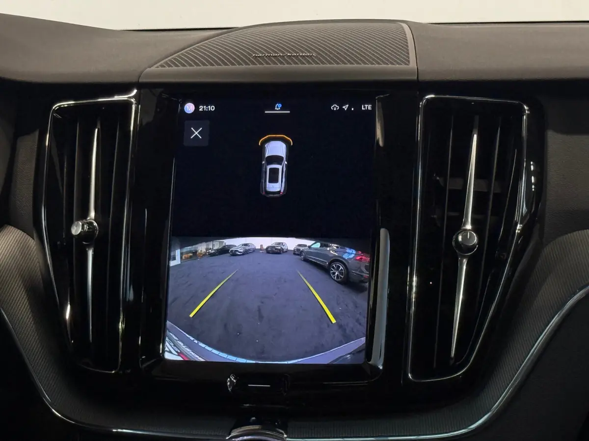 2.0 T6 Plug-in hybrid AWD Ultra Dark Pano Harman Kardon