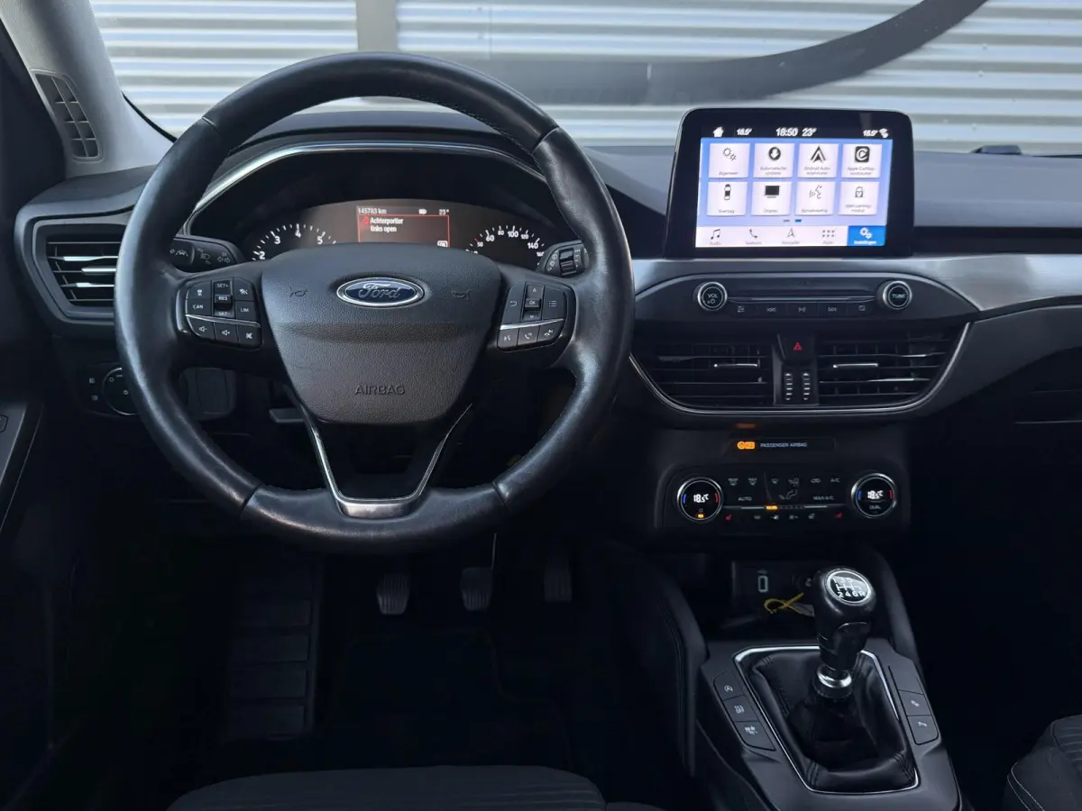 1.0 EcoBoost Titanium Business 2e Eigenaar|Navi|Camera|Trekhaak|Clima|Stoelverwarming|PDC V+A|Carplay|APK tot 04-2027