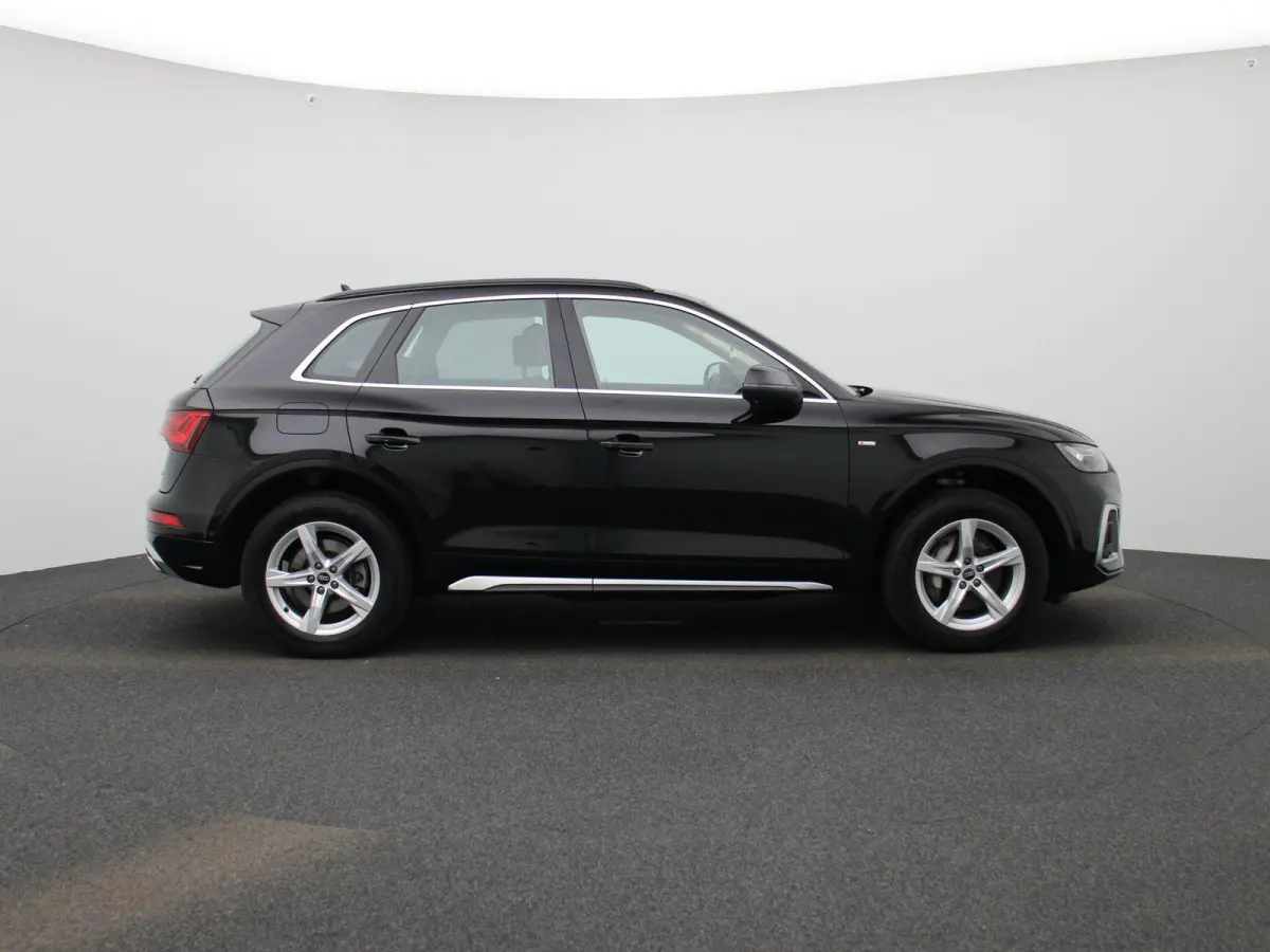 50 TFSI e S edition 299 PK | 360 Camera | Bang & Olufsen | Head-up display | Trekhaak | Elektr. instel. bestuurd.stoel | Stoelverwarming | Dodehoekdetectie | Navigatie | Cruise Control | Cli