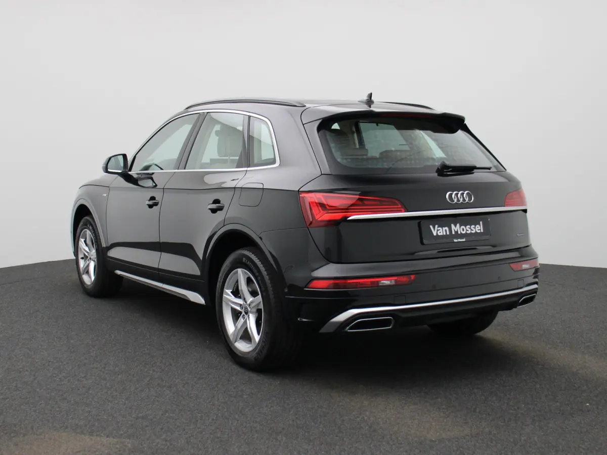 50 TFSI e S edition 299 PK | 360 Camera | Bang & Olufsen | Head-up display | Trekhaak | Elektr. instel. bestuurd.stoel | Stoelverwarming | Dodehoekdetectie | Navigatie | Cruise Control | Cli