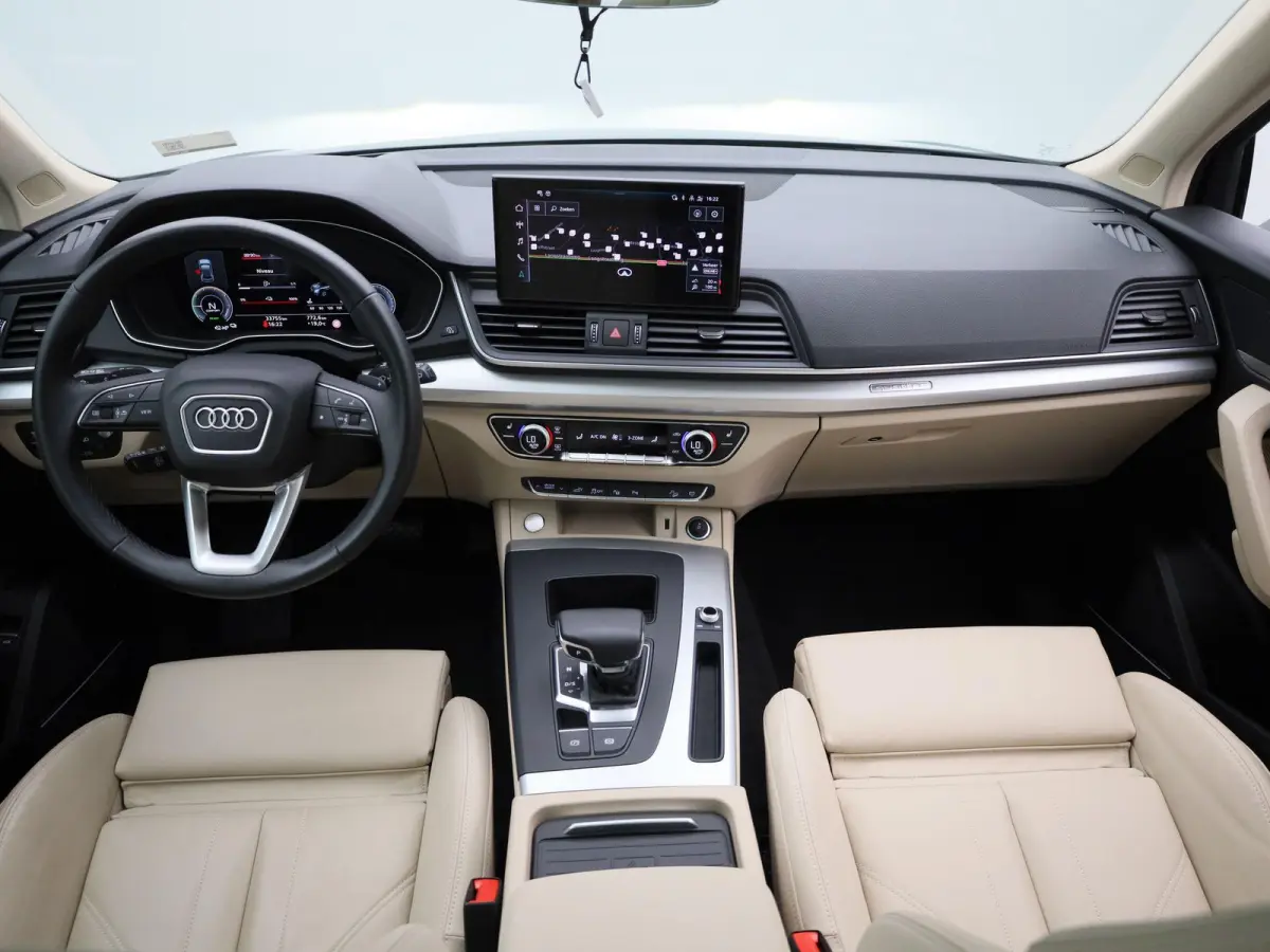 50 TFSI e S edition 299 PK | 360 Camera | Bang & Olufsen | Head-up display | Trekhaak | Elektr. instel. bestuurd.stoel | Stoelverwarming | Dodehoekdetectie | Navigatie | Cruise Control | Cli