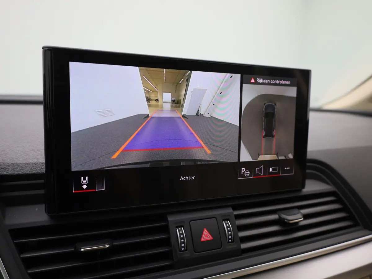 50 TFSI e S edition 299 PK | 360 Camera | Bang & Olufsen | Head-up display | Trekhaak | Elektr. instel. bestuurd.stoel | Stoelverwarming | Dodehoekdetectie | Navigatie | Cruise Control | Cli