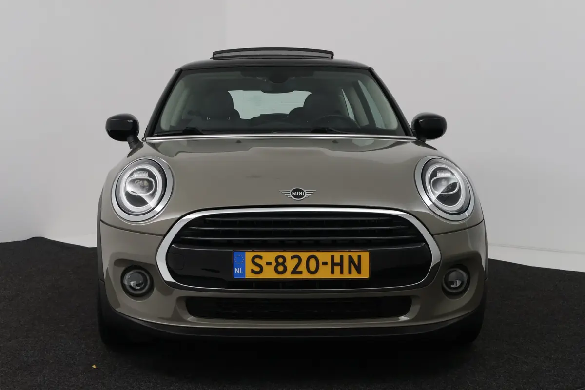 1.5 Cooper Pepper (PANORAMADAK, STOELVERWARMING, CARPLAY)