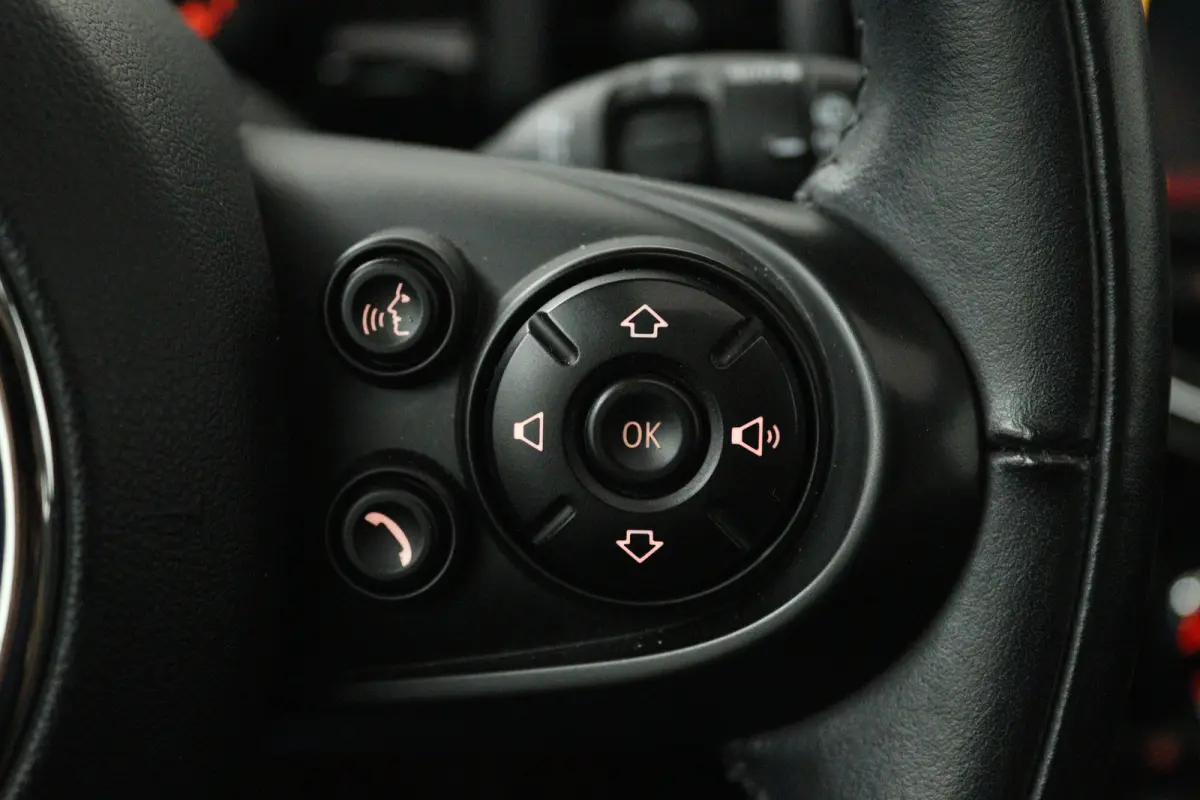 1.5 Cooper Pepper (PANORAMADAK, STOELVERWARMING, CARPLAY)