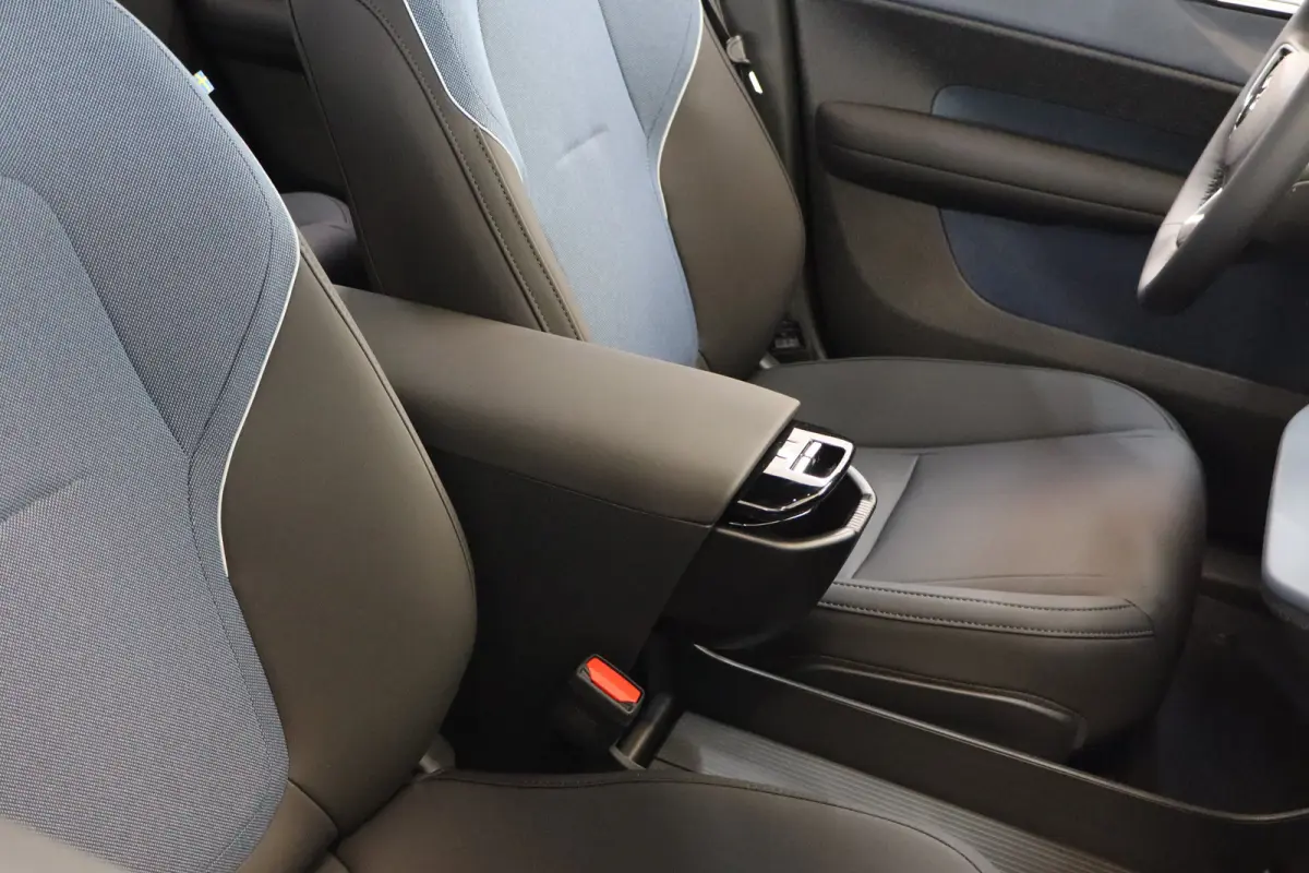 P3 150PK Long Range 69 kWh Plus Europa | Climate Pack | Power Seats | Elektr. a.klep