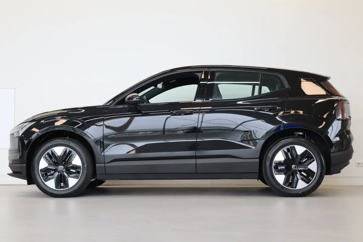 P3 150PK Long Range 69 kWh Plus Europa | Climate Pack | Power Seats | Elektr. a.klep