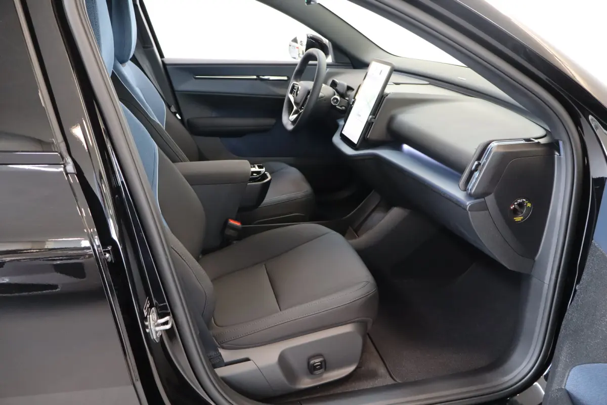 P3 150PK Long Range 69 kWh Plus Europa | Climate Pack | Power Seats | Elektr. a.klep