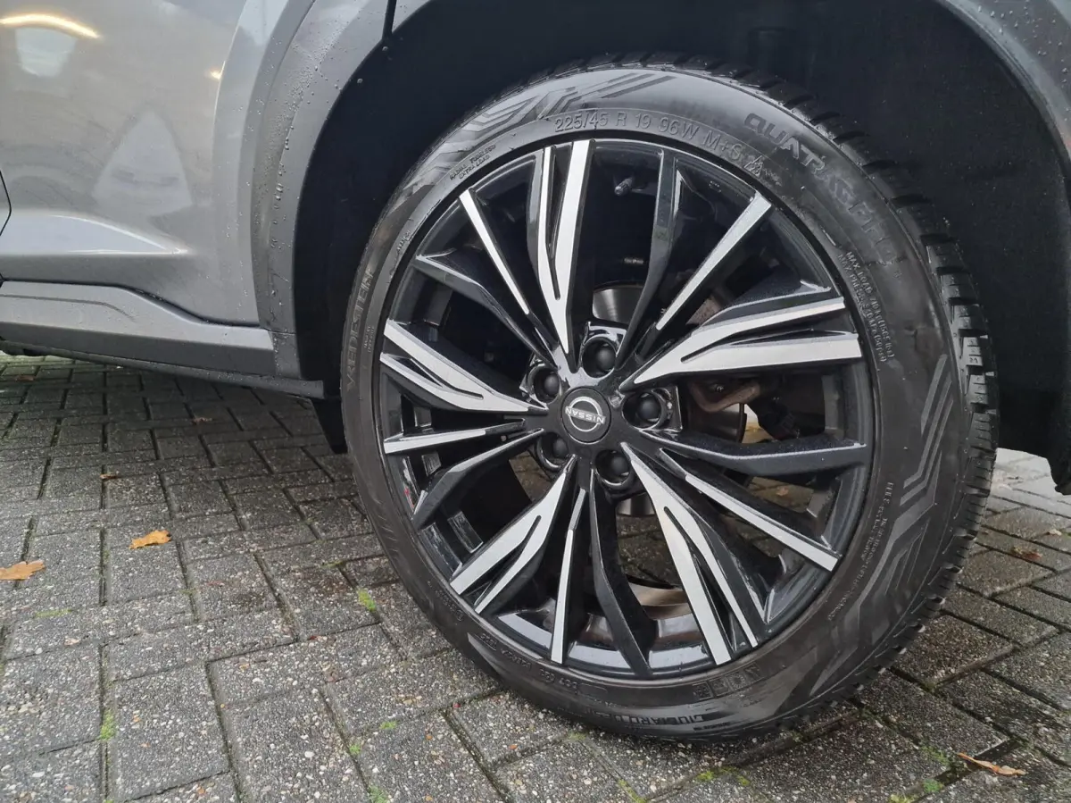 1.0 DIG-T N-Design|LED|Clima|Cruise|Camera|42.360km|19-inch all seasons|Carplay