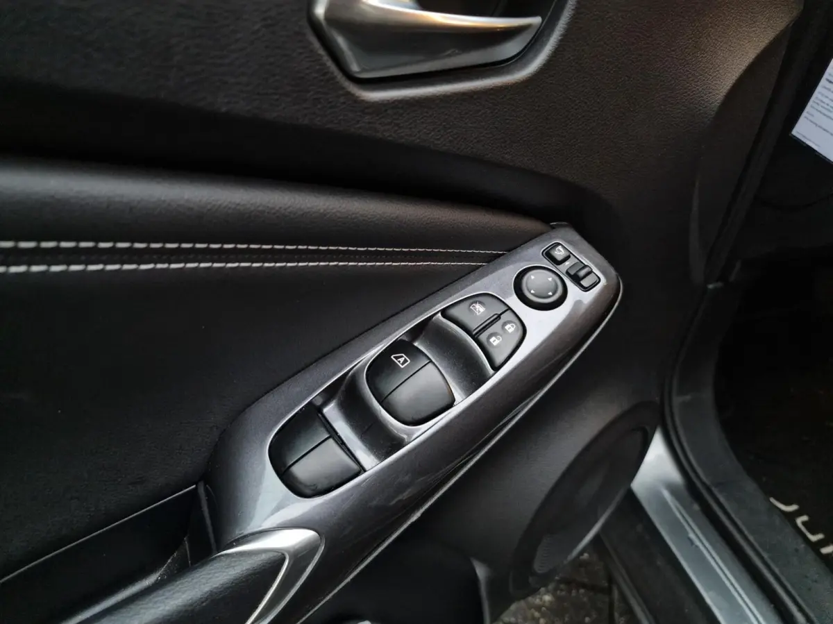 1.0 DIG-T N-Design|LED|Clima|Cruise|Camera|42.360km|19-inch all seasons|Carplay