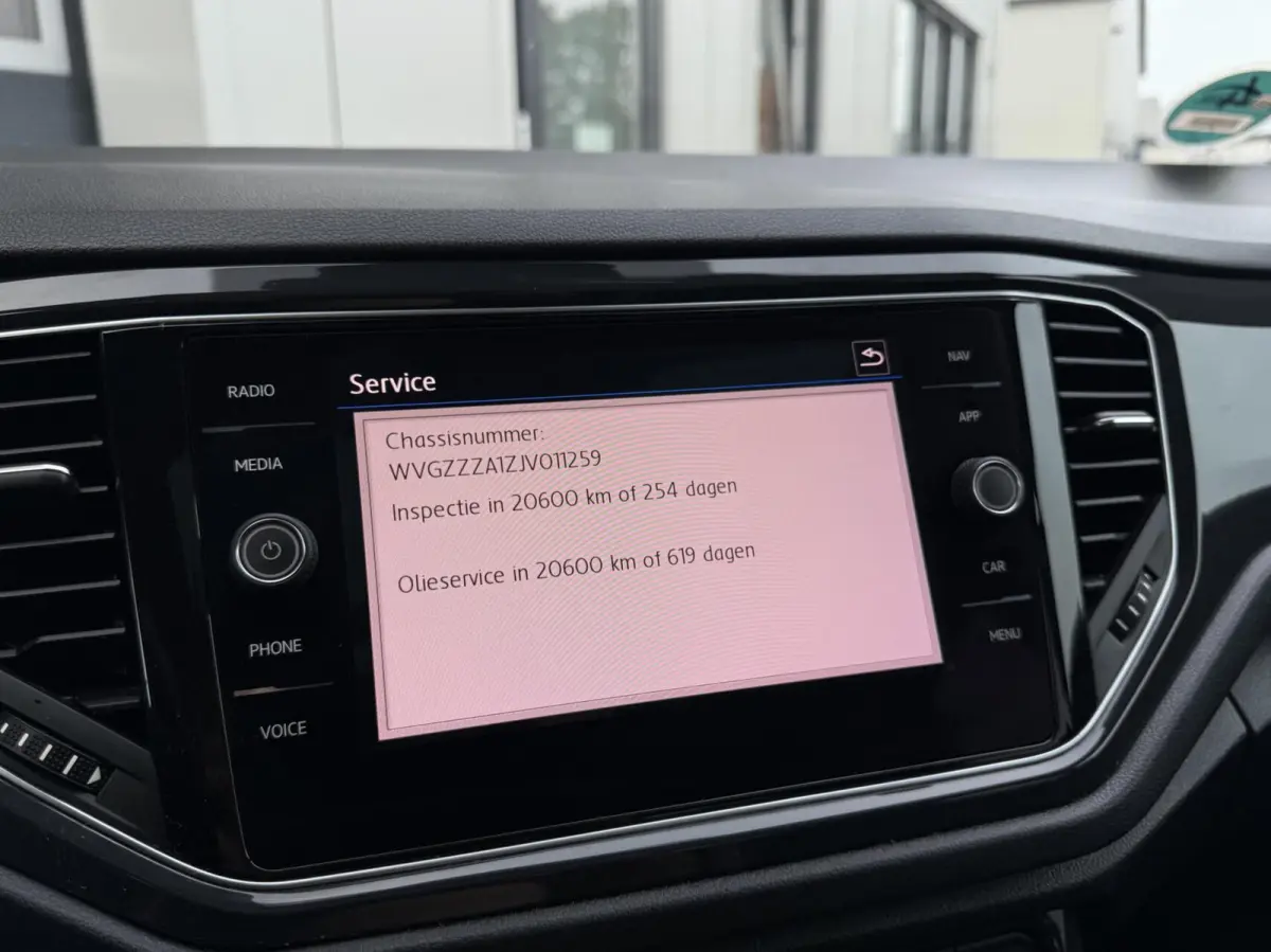 2.0 TSI 4Motion Sport | Digital cockpit | Carplay | Camera | Climate | Adaptive cruise | Trekhaak | Stoelverwarming