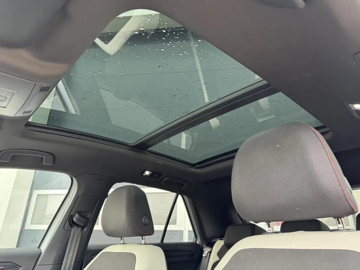 2.0 TSI 4Motion Sport | Digital cockpit | Carplay | Camera | Climate | Adaptive cruise | Trekhaak | Stoelverwarming