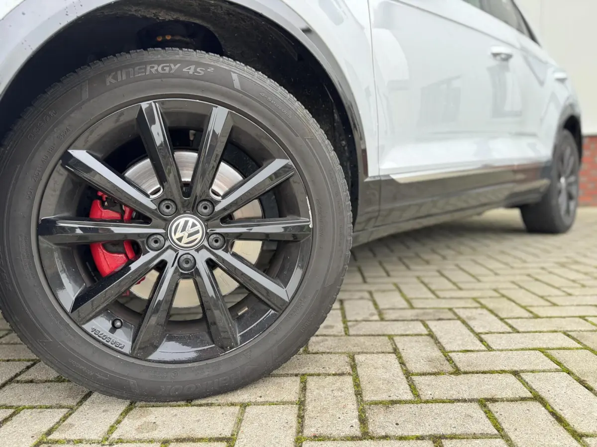 2.0 TSI 4Motion Sport | Digital cockpit | Carplay | Camera | Climate | Adaptive cruise | Trekhaak | Stoelverwarming