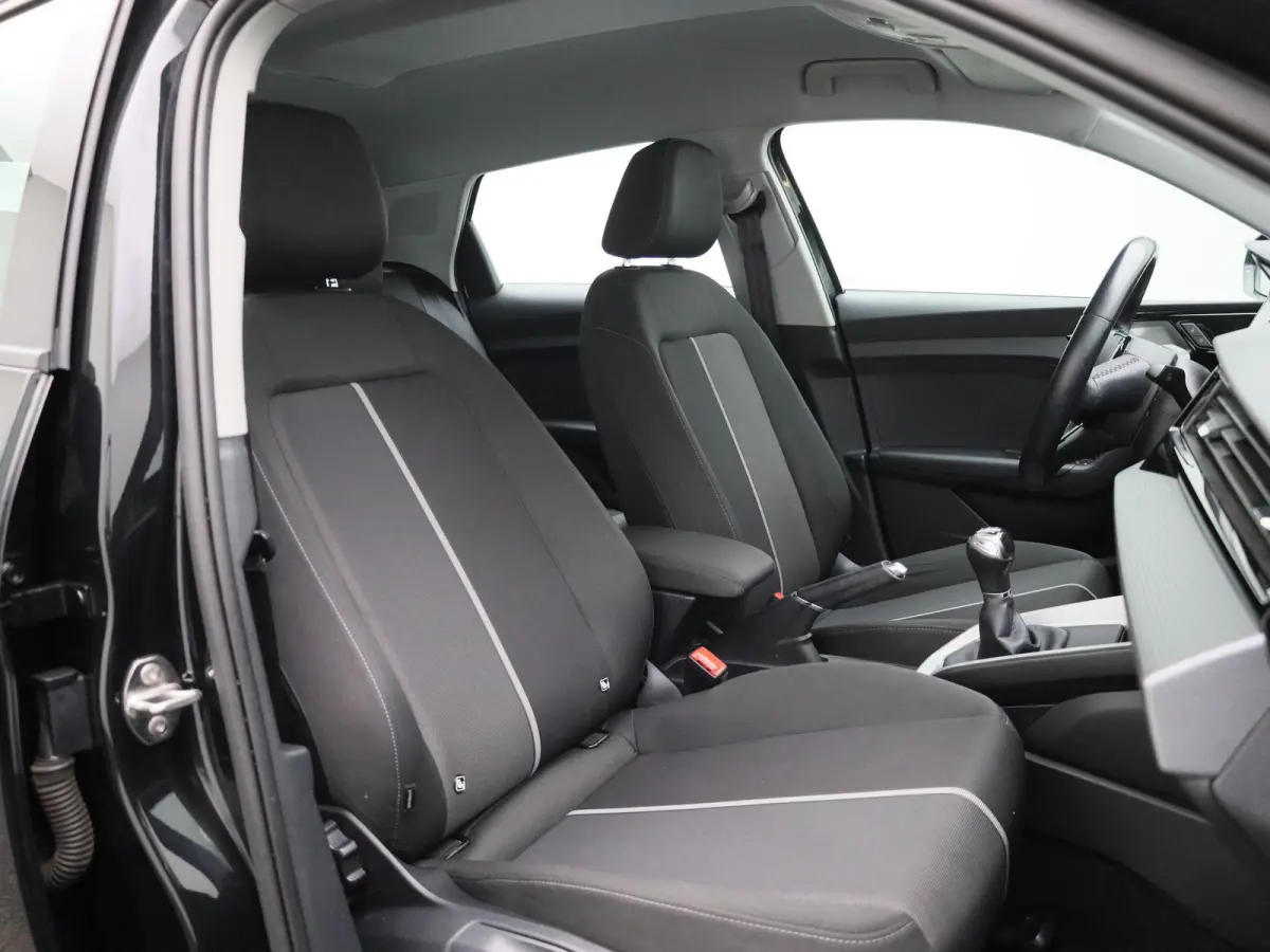 25 TFSI Pro Line | Apple Carplay / Android Auto | Lichtmetalen Velgen | Airco | Bluetooth Telefonie |