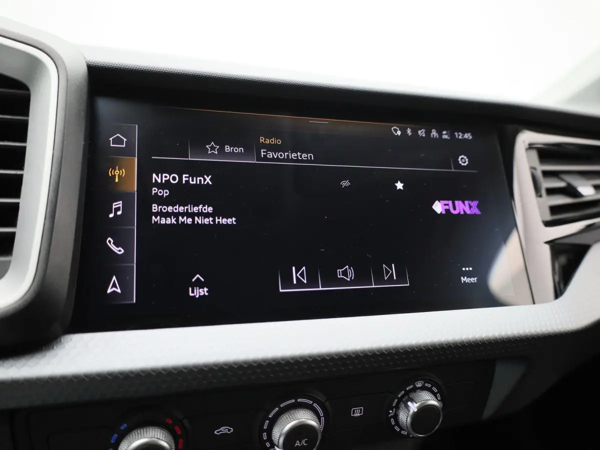 25 TFSI Pro Line | Apple Carplay / Android Auto | Lichtmetalen Velgen | Airco | Bluetooth Telefonie |
