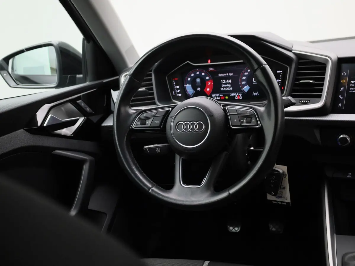 25 TFSI Pro Line | Apple Carplay / Android Auto | Lichtmetalen Velgen | Airco | Bluetooth Telefonie |