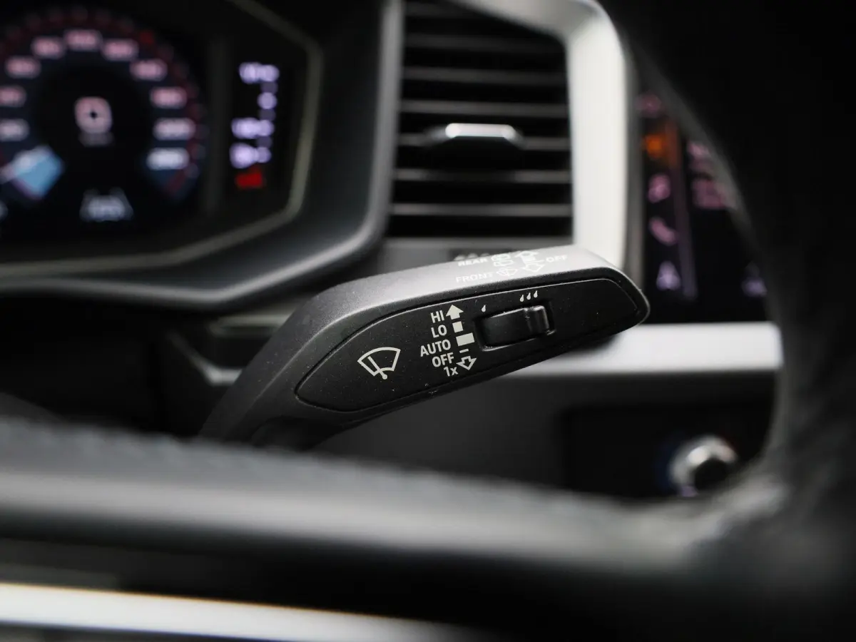 25 TFSI Pro Line | Apple Carplay / Android Auto | Lichtmetalen Velgen | Airco | Bluetooth Telefonie |