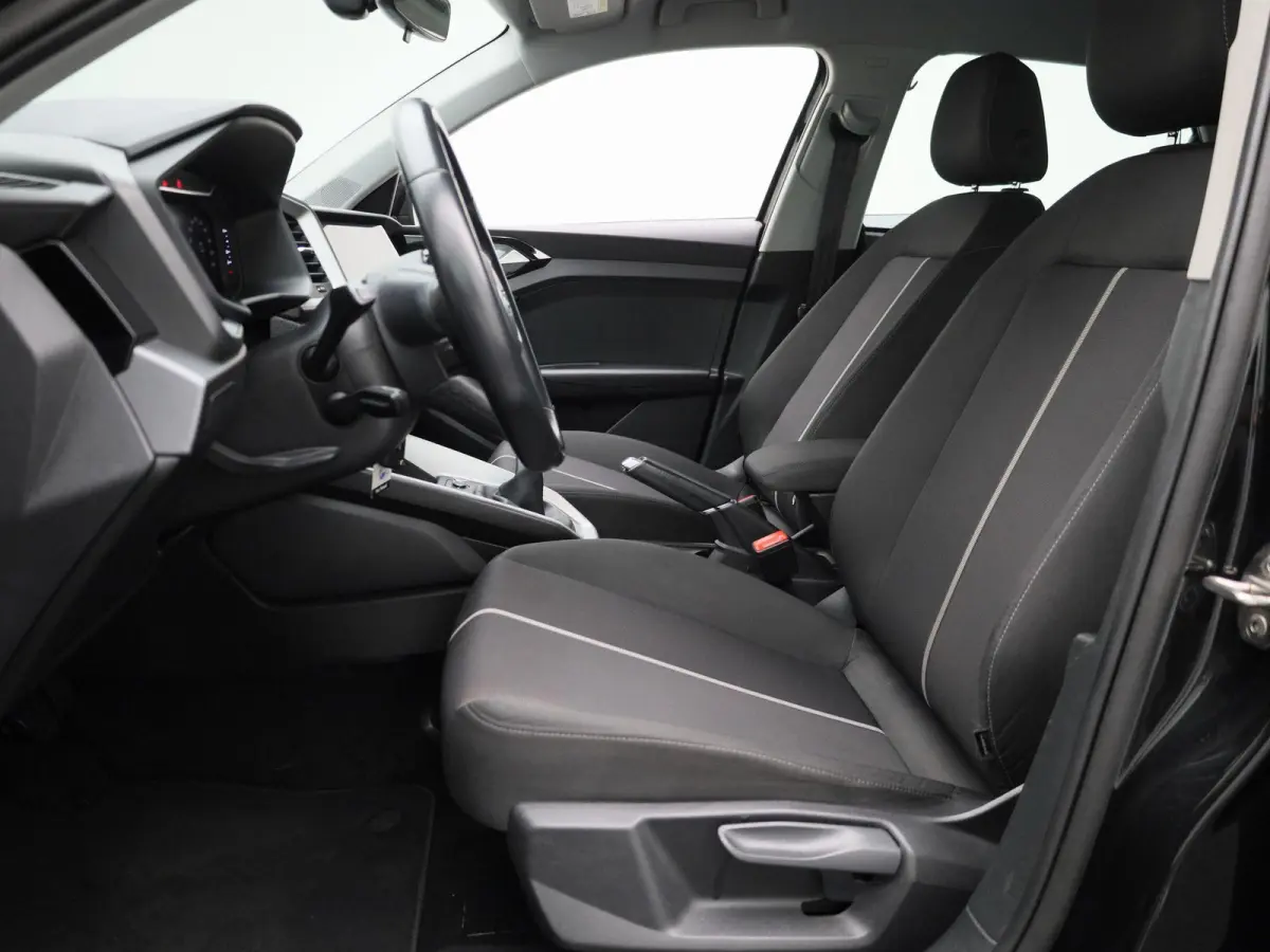 25 TFSI Pro Line | Apple Carplay / Android Auto | Lichtmetalen Velgen | Airco | Bluetooth Telefonie |