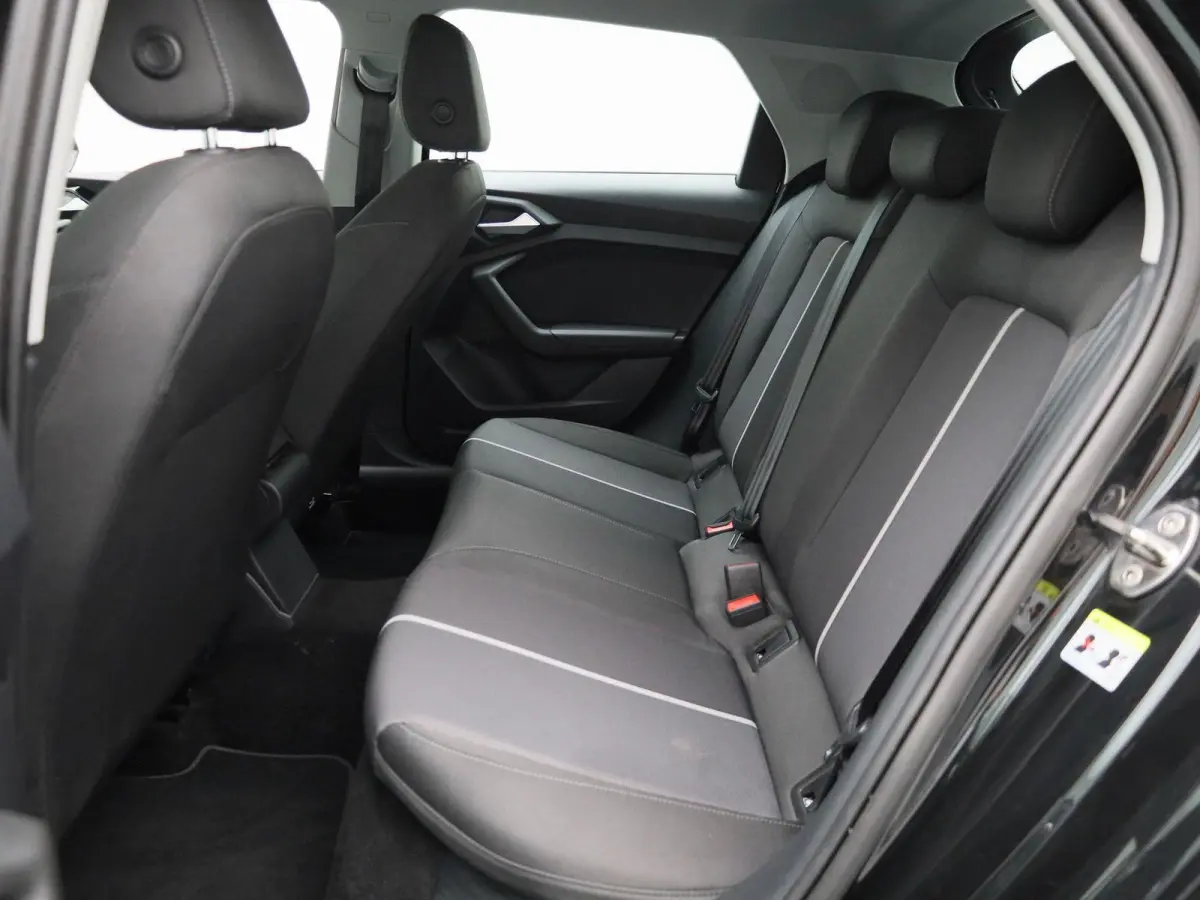 25 TFSI Pro Line | Apple Carplay / Android Auto | Lichtmetalen Velgen | Airco | Bluetooth Telefonie |