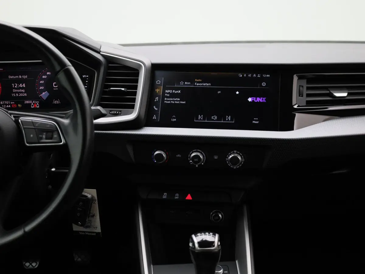 25 TFSI Pro Line | Apple Carplay / Android Auto | Lichtmetalen Velgen | Airco | Bluetooth Telefonie |